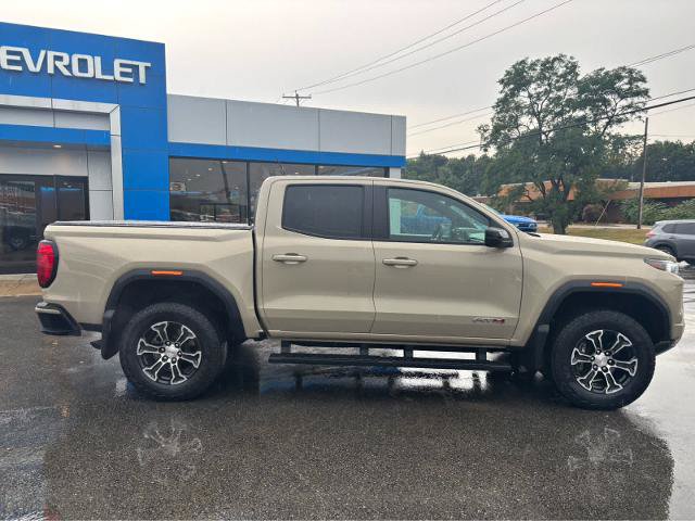 Used 2024 GMC Canyon AT4 AWD/4WD image 12