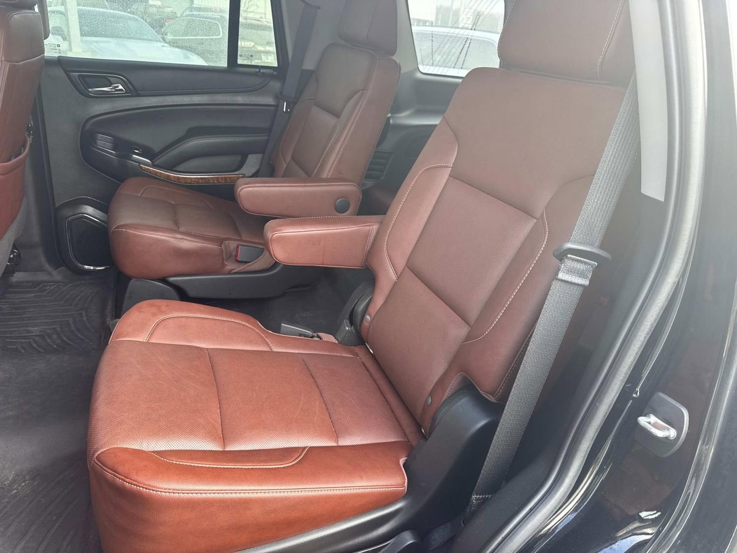 Used 2020 Chevrolet Tahoe Premier w/ Premier Plus Edition image 16