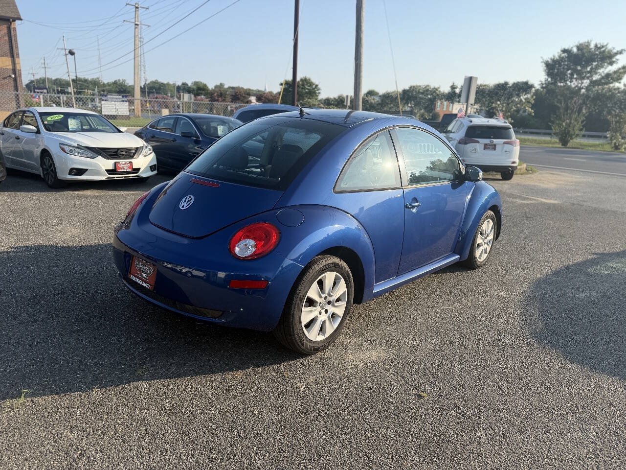 Used 2008 Volkswagen Beetle S FWD image 5
