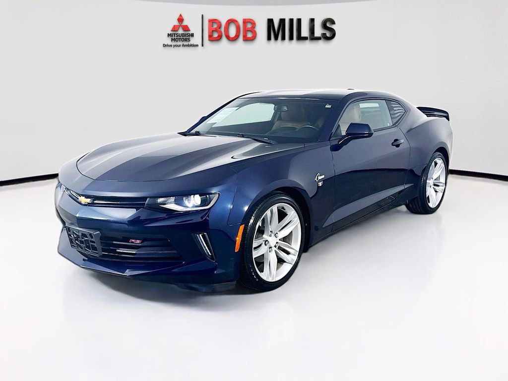 Used 2016 Chevrolet Camaro LT RWD image 3