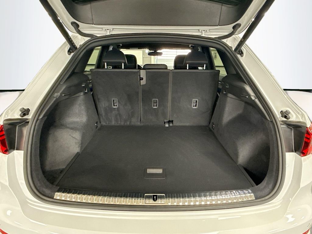 Certified 2024 Audi Q3 2.0T Premium Plus image 26