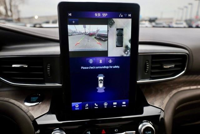 Used 2022 Ford Explorer Platinum w/ Equipment Group 601A image 5