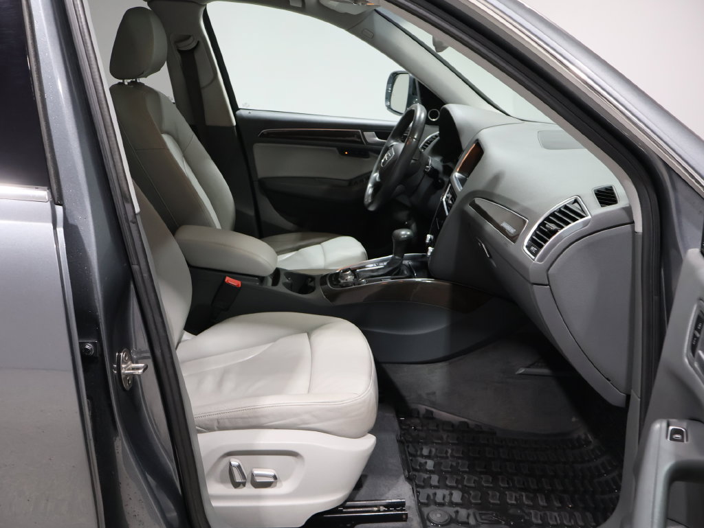 Used 2014 Audi Q5 2.0T Premium Plus AWD/4WD image 24