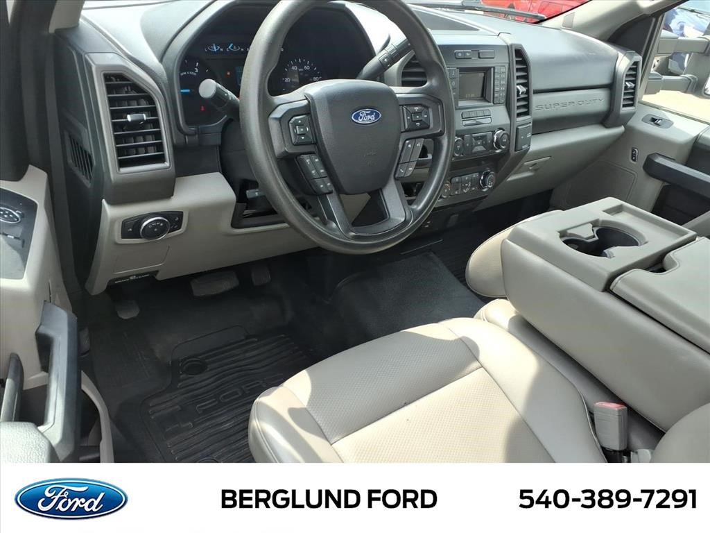 Used 2019 Ford F550 2WD Regular Cab Super Duty image 17