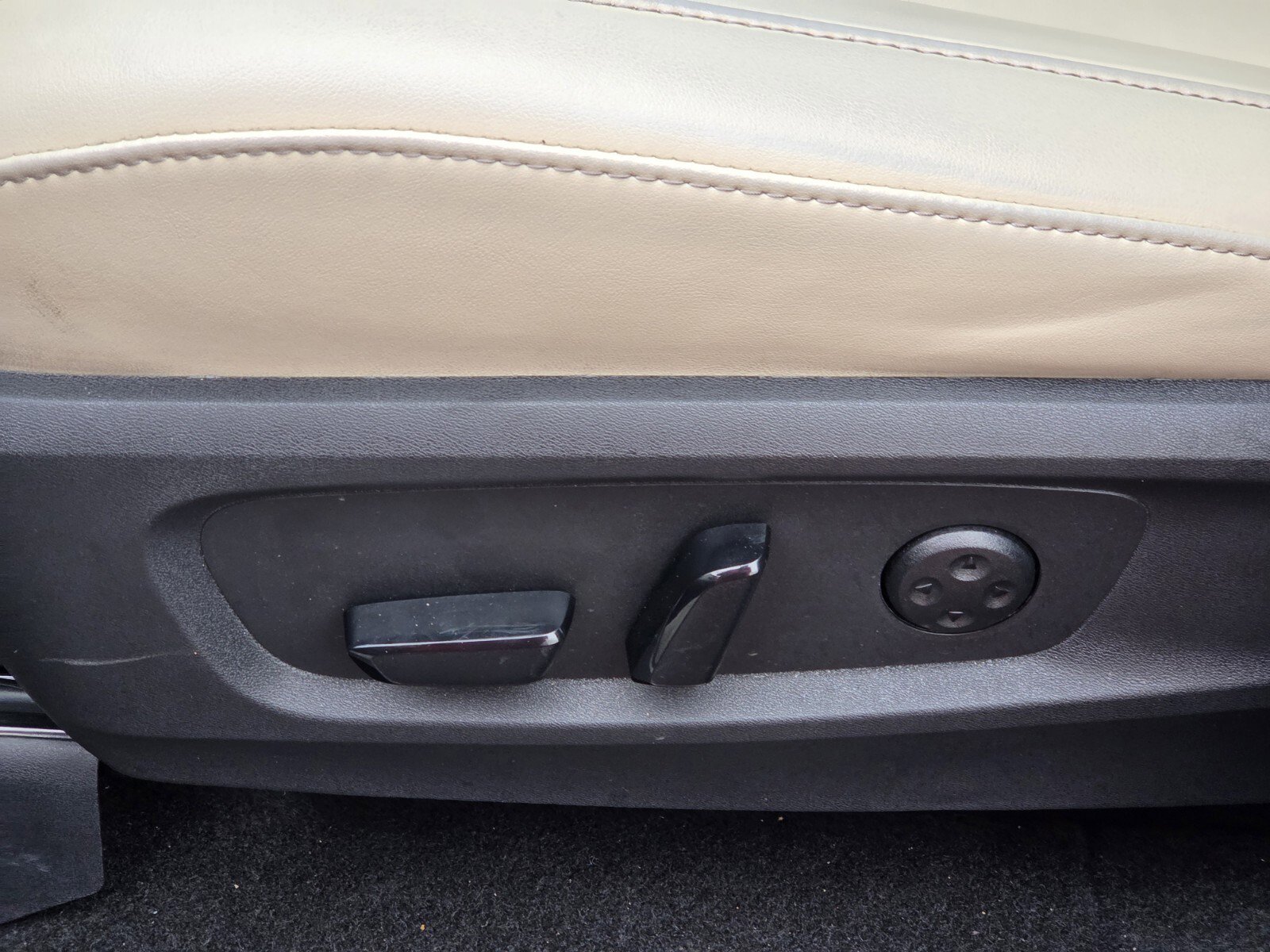 Used 2025 INFINITI QX60 Luxe w/ Vision Package AWD/4WD image 17