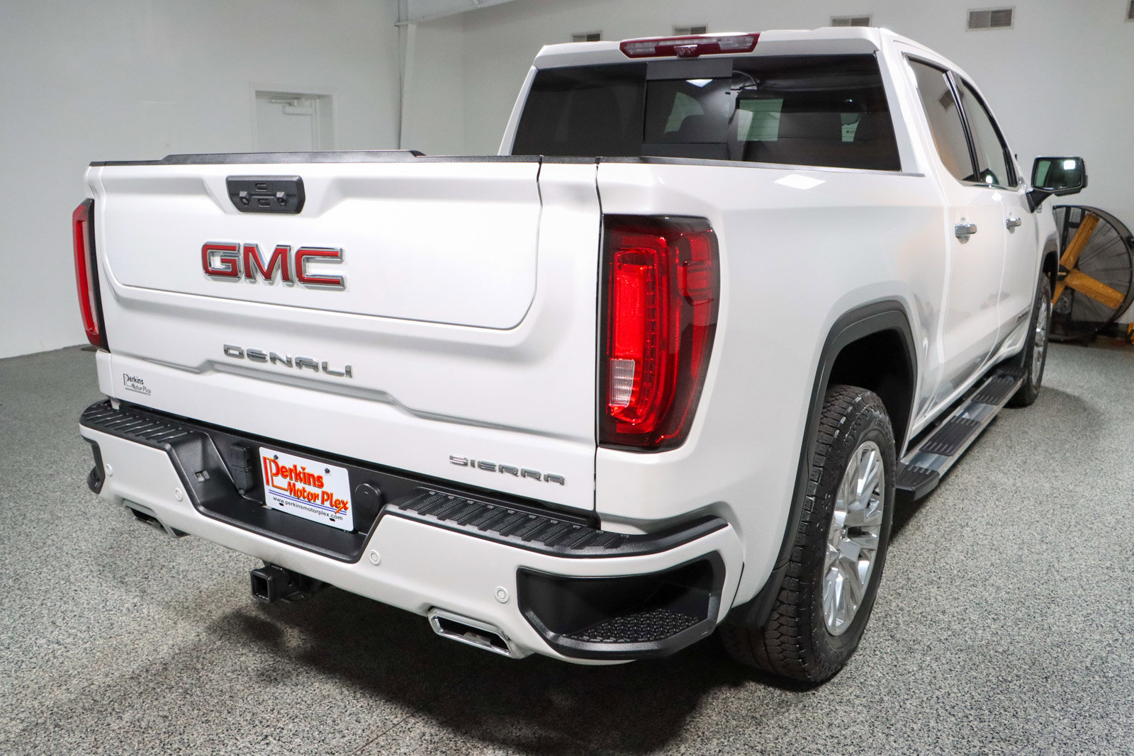 Used 2022 GMC Sierra 1500 Denali image 7