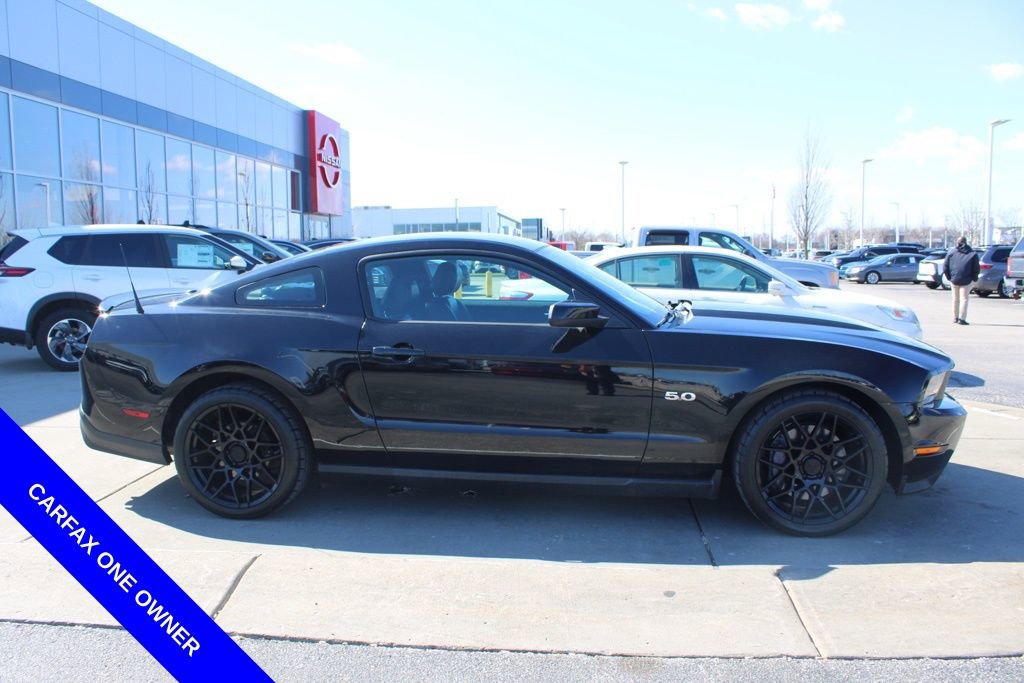 Used 2012 Ford Mustang GT Premium w/ Brembo Brake Pkg image 6