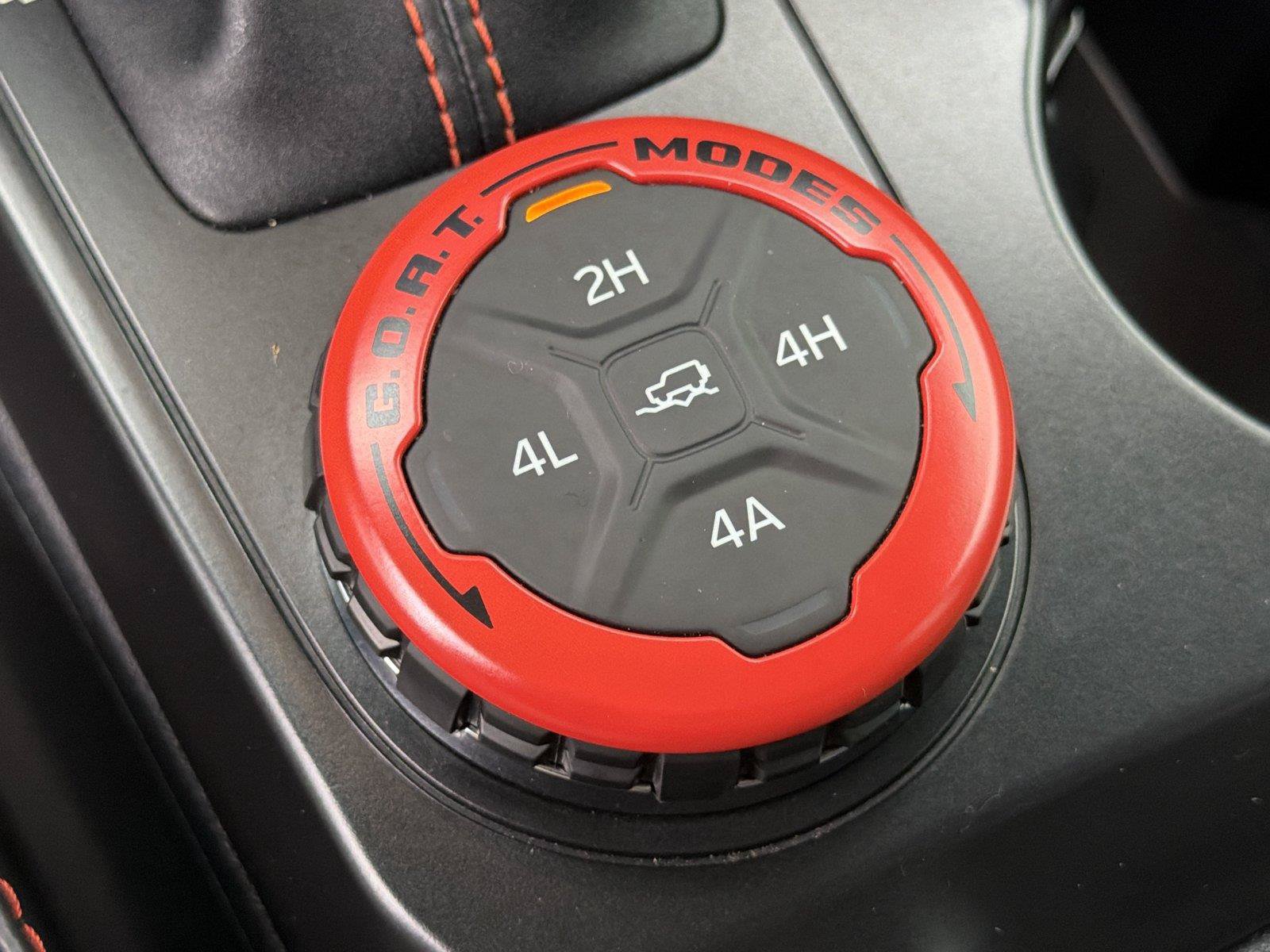 Used 2025 Ford Bronco Raptor AWD/4WD image 32