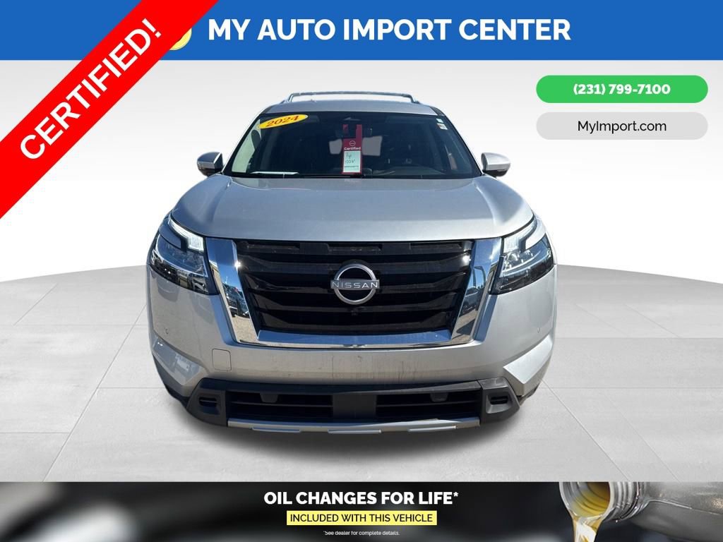 Certified 2024 Nissan Pathfinder SL image 2
