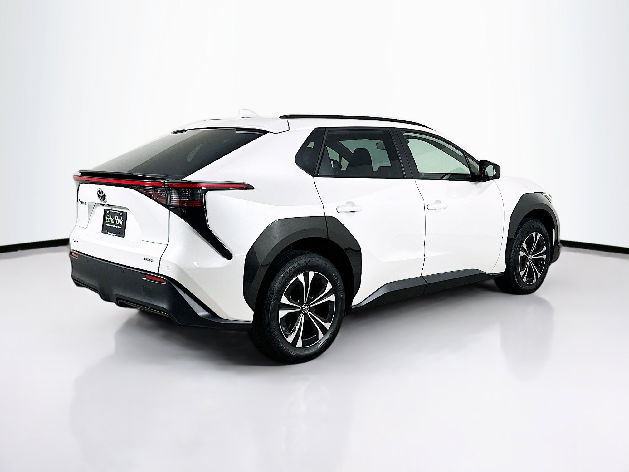 Used 2024 Toyota bZ4X AWD w/ Weather Package image 9