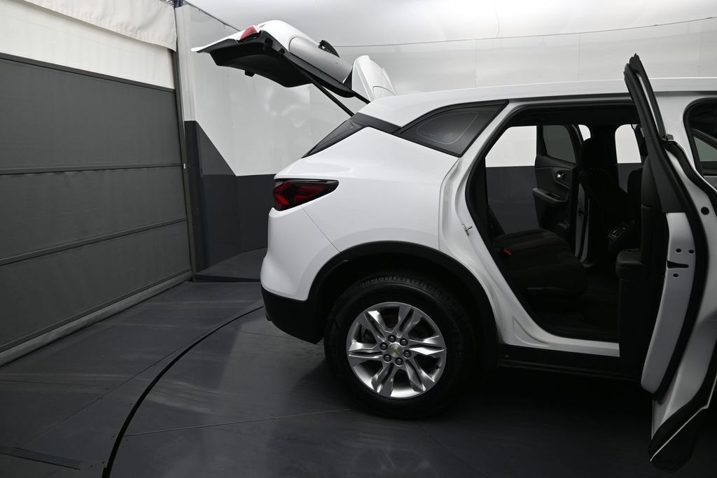 Used 2019 Chevrolet Blazer L FWD image 10