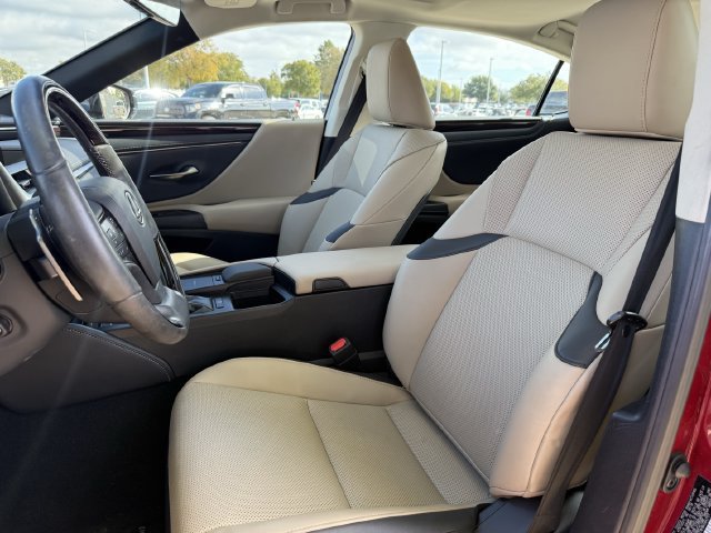 Used 2019 Lexus ES 350 w/ Premium Package FWD image 24