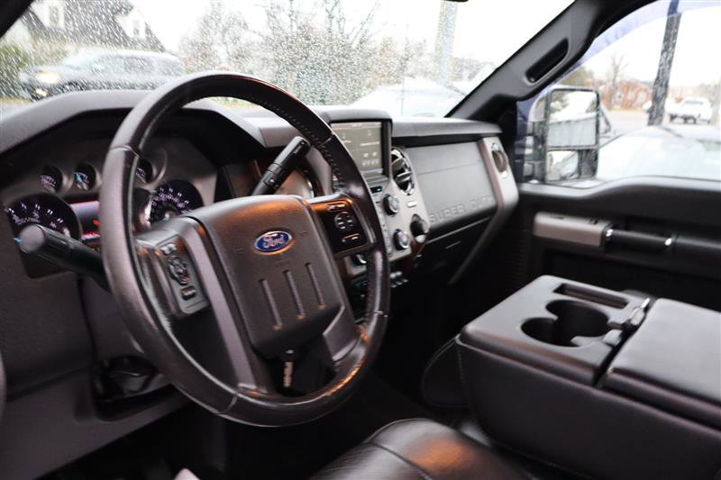 Used 2013 Ford F250 Lariat w/ Chrome Pkg image 17