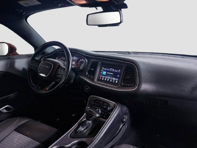 Used 2021 Dodge Challenger SXT RWD image 27