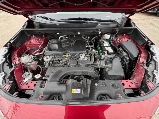 Used 2019 Toyota RAV4 LE w/ Carpet Mat Package AWD/4WD image 32