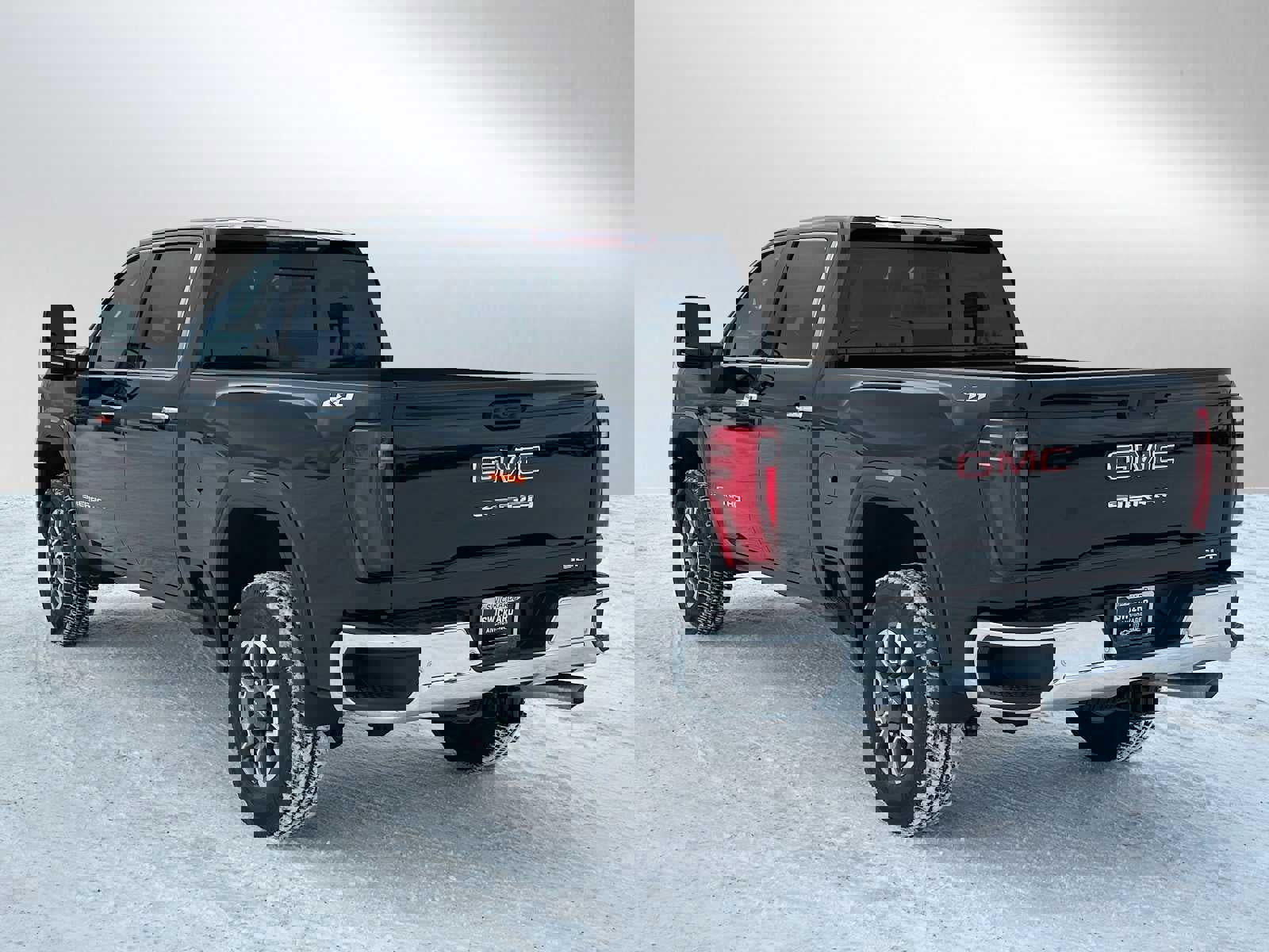 New 2026 GMC Sierra 2500 SLT w/ SLT Convenience Package image 5