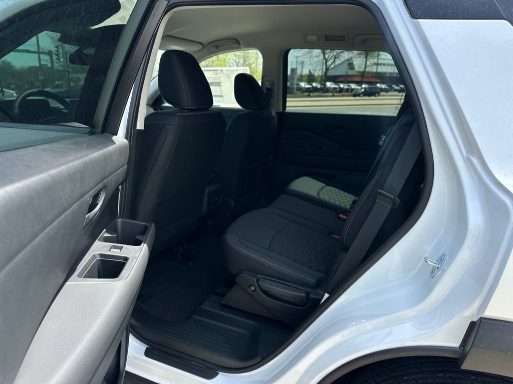 New 2026 Nissan Pathfinder SV AWD/4WD image 13