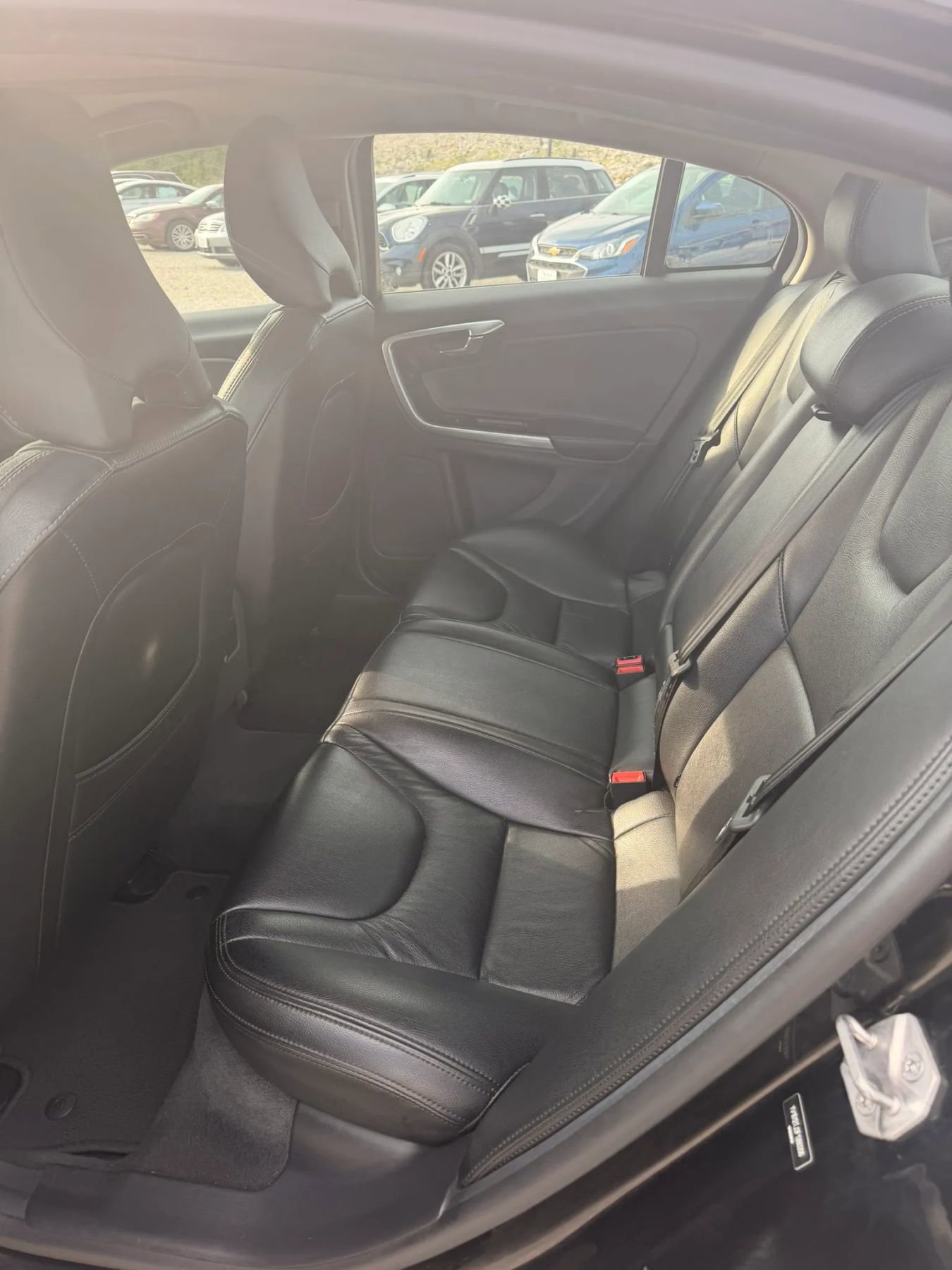 Used 2015 Volvo S60 T5 image 16