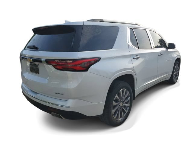 Used 2022 Chevrolet Traverse Premier FWD image 4