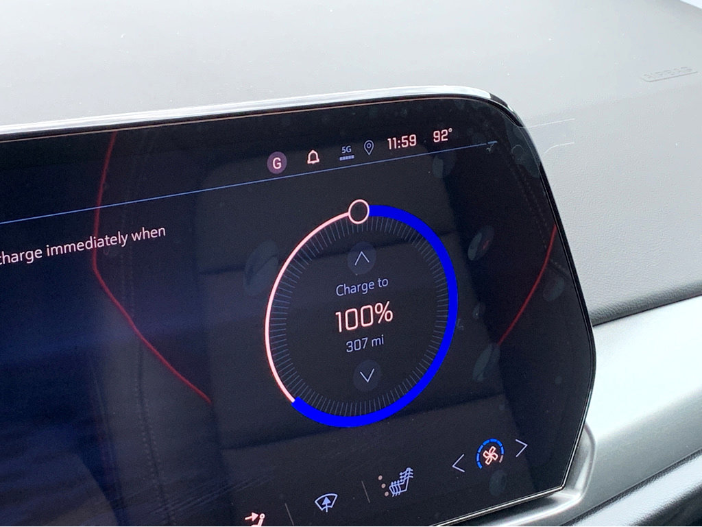 New 2025 Chevrolet Equinox EV RS image 38