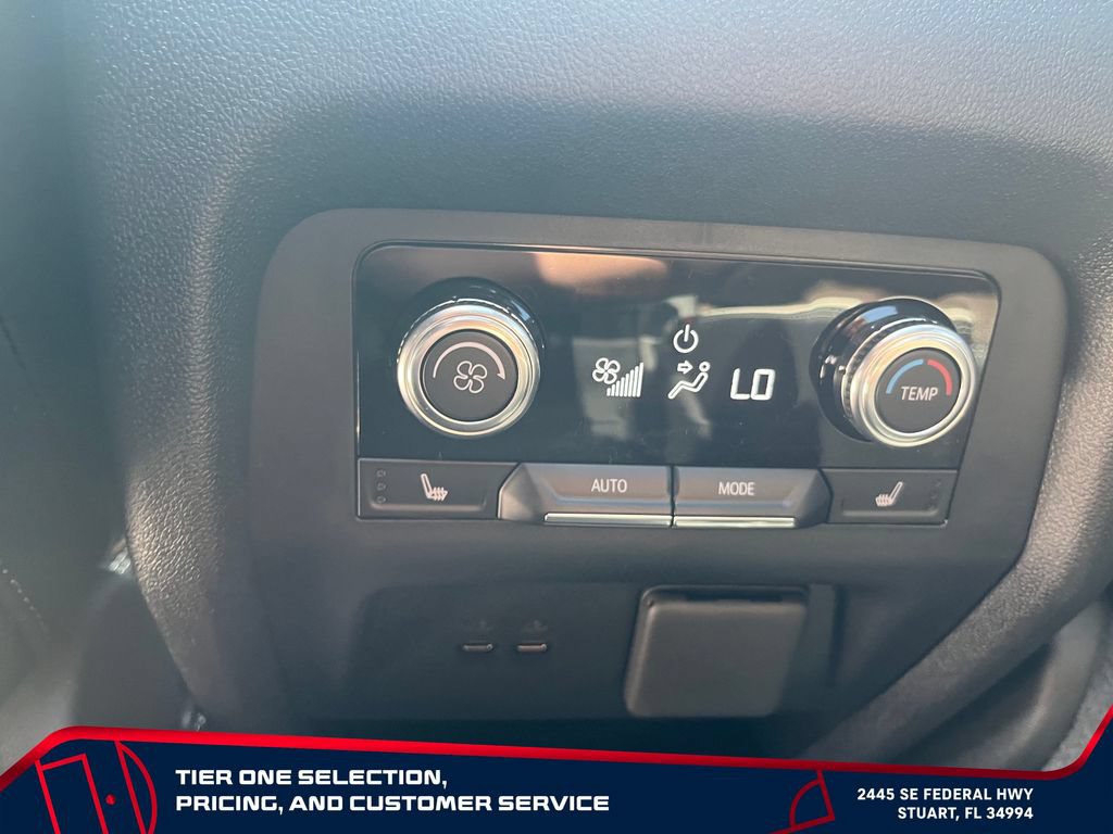 New 2026 GMC Acadia Denali Ultimate AWD/4WD image 35