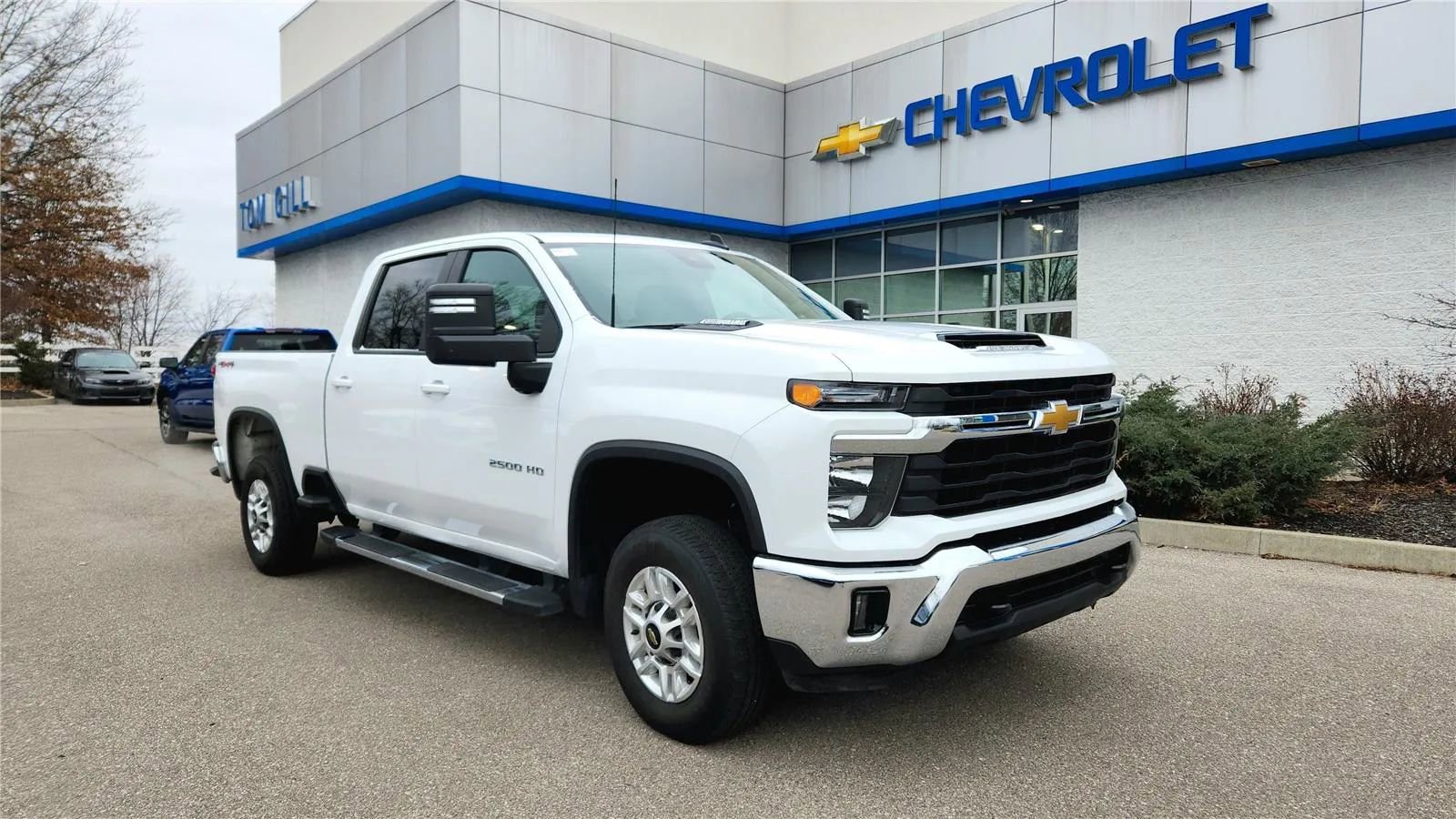 Used 2025 Chevrolet Silverado 2500 LT w/ Convenience Package image 16