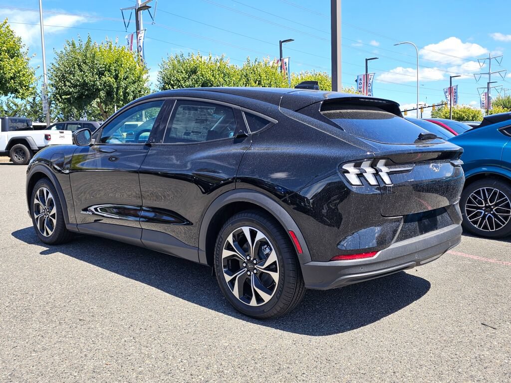 New 2026 Ford Mustang Mach-E Select w/ Comfort Package Lite AWD/4WD image 7