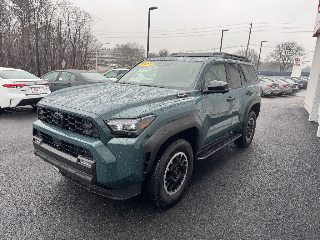 Used 2025 Toyota 4Runner TRD Off-Road Premium w/ Tow Technology Package image 2