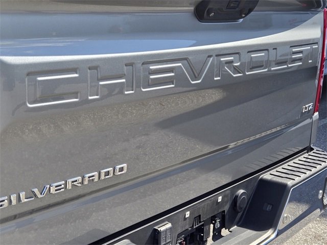 Used 2023 Chevrolet Silverado 1500 LTZ image 10