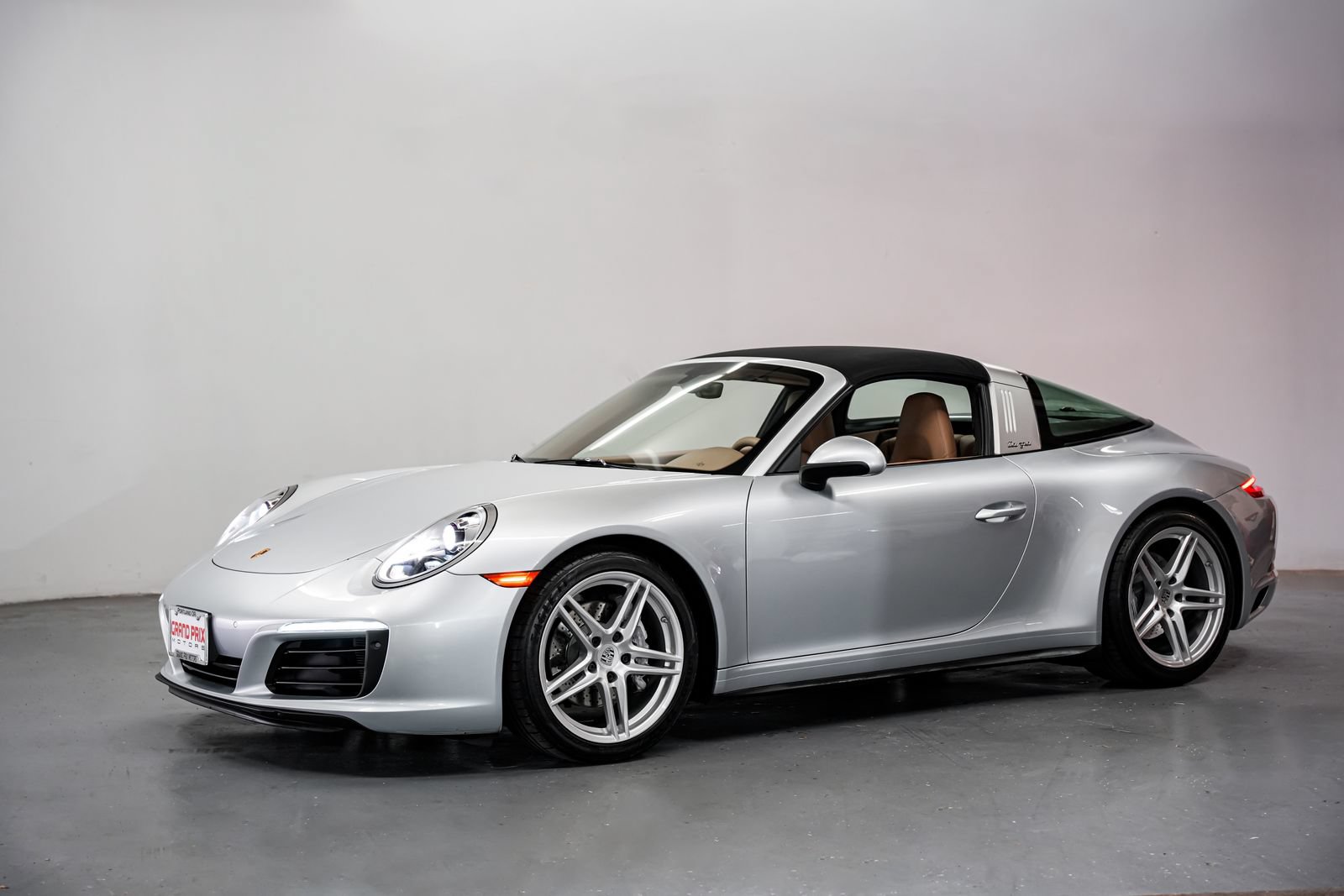 Used 2017 Porsche 911 Targa 4 AWD/4WD image 6