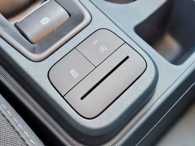 New 2026 Ford Maverick XL image 25