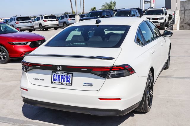 Used 2024 Honda Accord Sport image 11