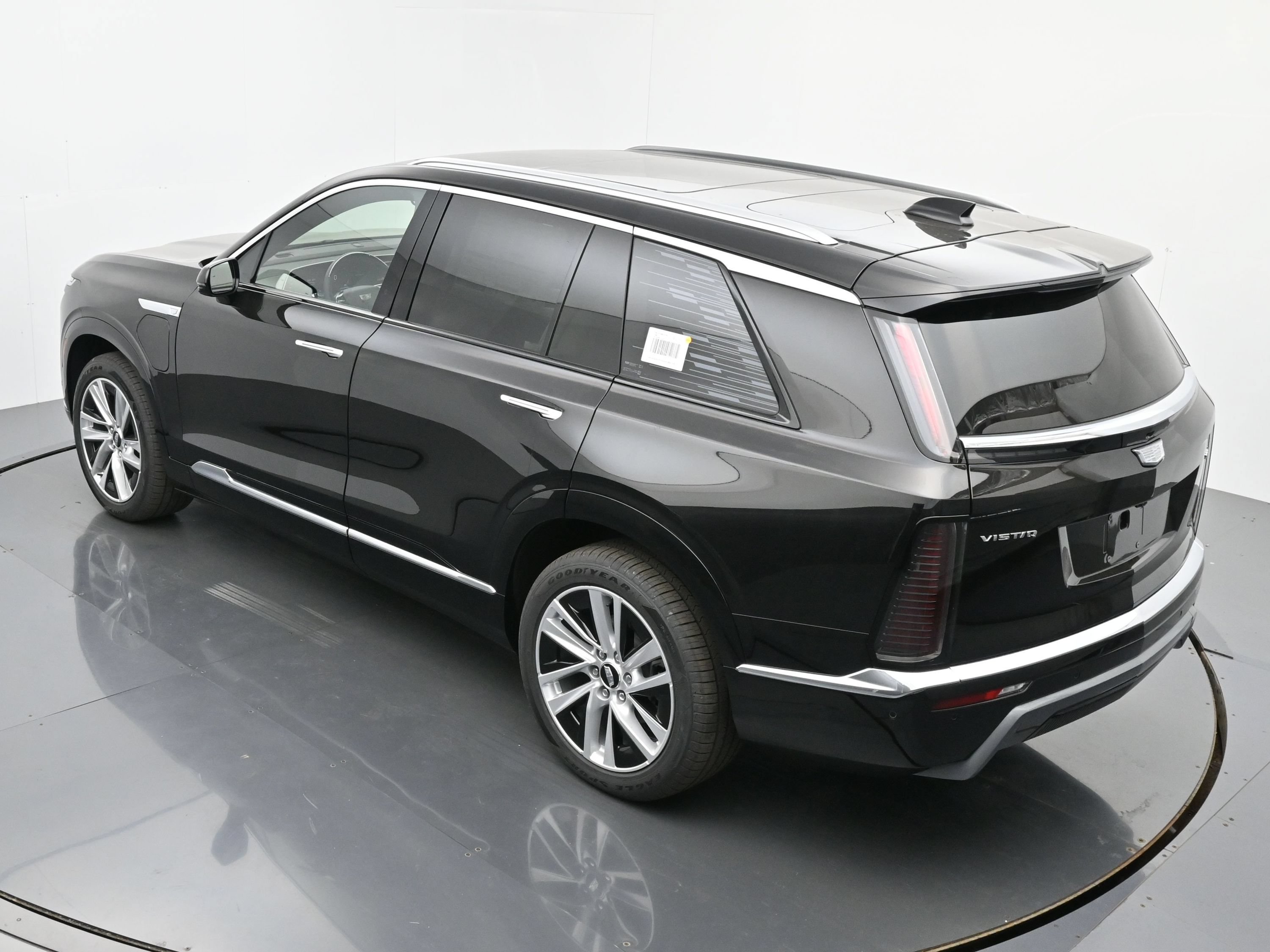 New 2026 Cadillac Vistiq Premium Luxury w/ LPO, Floor Liner Package AWD/4WD image 25
