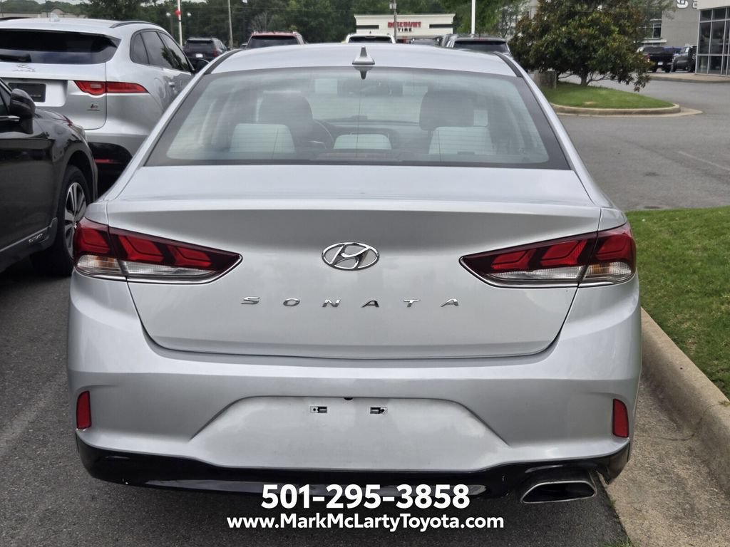 Used 2019 Hyundai Sonata SEL w/ Tech Package 02 FWD image 5