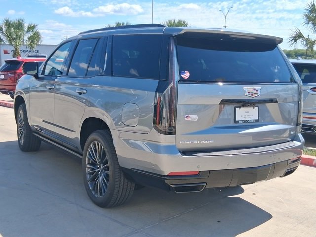 New 2026 Cadillac Escalade Platinum Sport w/ LPO, Floor Liner Package image 4