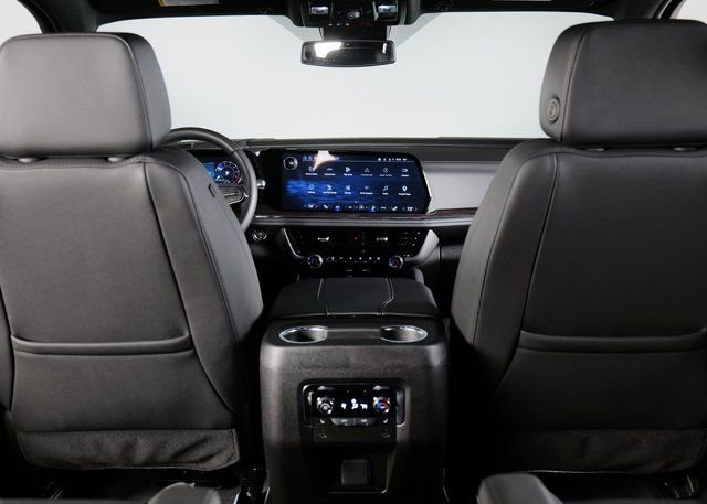 Used 2025 Chevrolet Tahoe LT w/ Comfort Package image 24