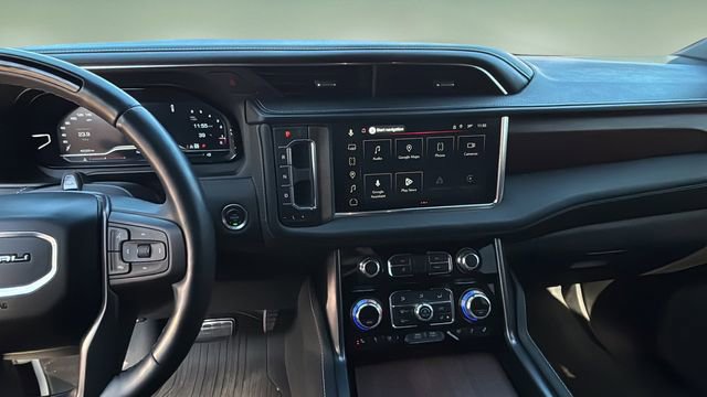 Used 2024 GMC Yukon XL Denali Ultimate image 10
