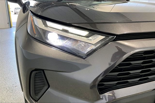 Used 2023 Toyota RAV4 XLE w/ XLE Grade Weather Package AWD/4WD image 33