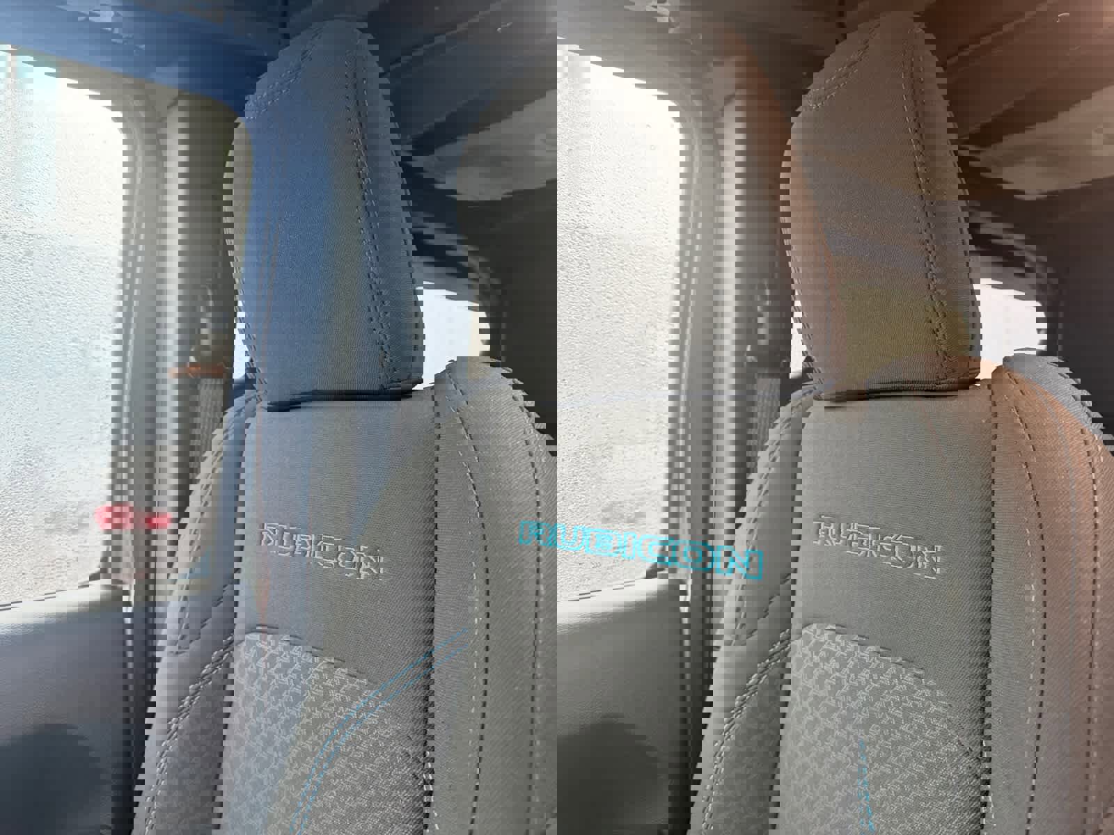 Used 2024 Jeep Wrangler Unlimited Rubicon 4xe w/ Safety Group image 29