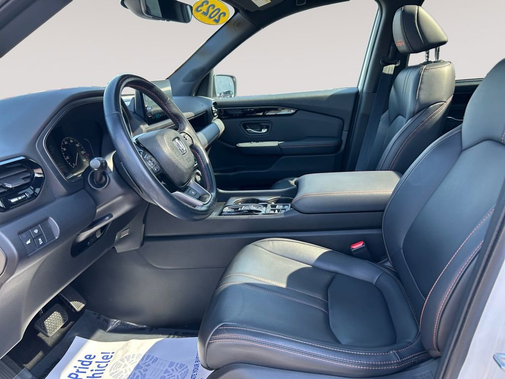 Used 2023 Honda Pilot TrailSport image 9