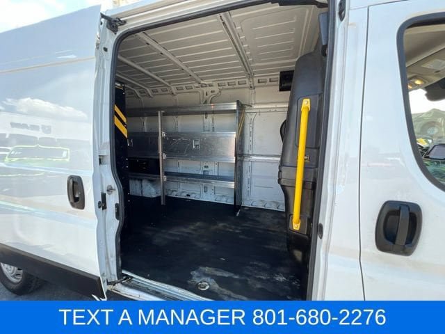 Used 2023 RAM ProMaster 2500 w/ Driver Convenience Group FWD image 28