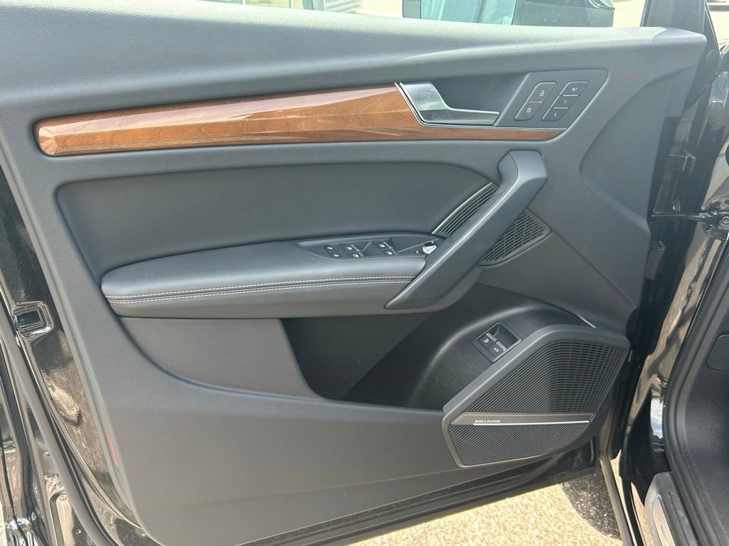 Certified 2024 Audi Q5 e Premium Plus w/ Premium Plus Package image 51