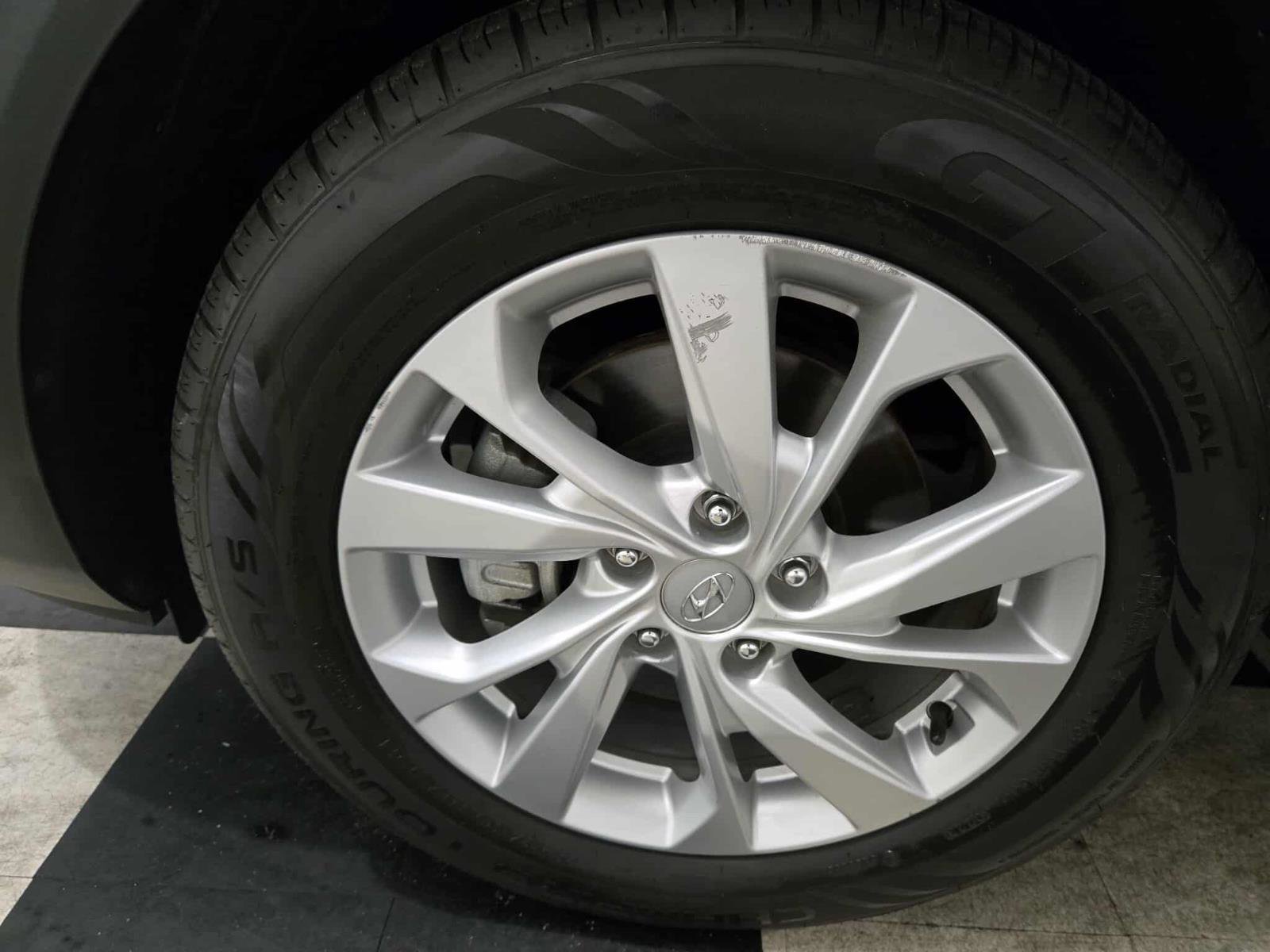 Used 2021 Hyundai Tucson SE image 39