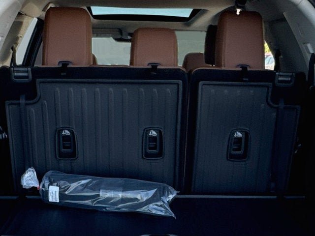 New 2026 Nissan Pathfinder Platinum AWD/4WD image 23