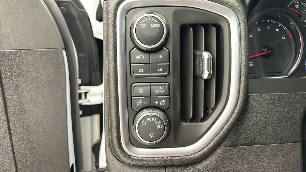 Used 2020 Chevrolet Silverado 1500 RST w/ All-Star Edition AWD/4WD image 24