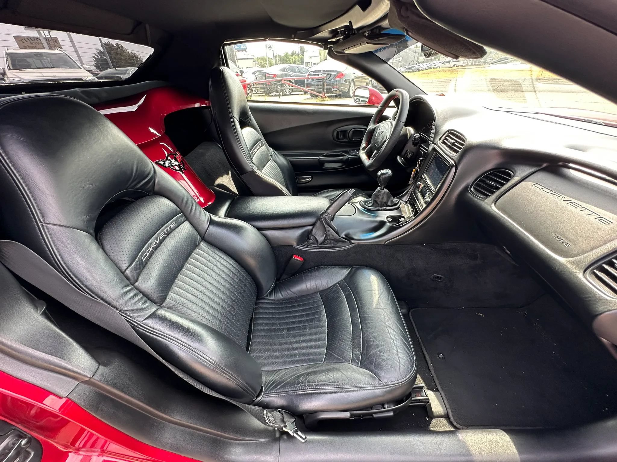 Used 2001 Chevrolet Corvette Coupe w/ Preferred Equipment Group2 RWD image 22