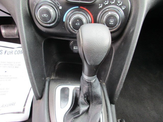 Used 2015 Dodge Dart SXT image 21