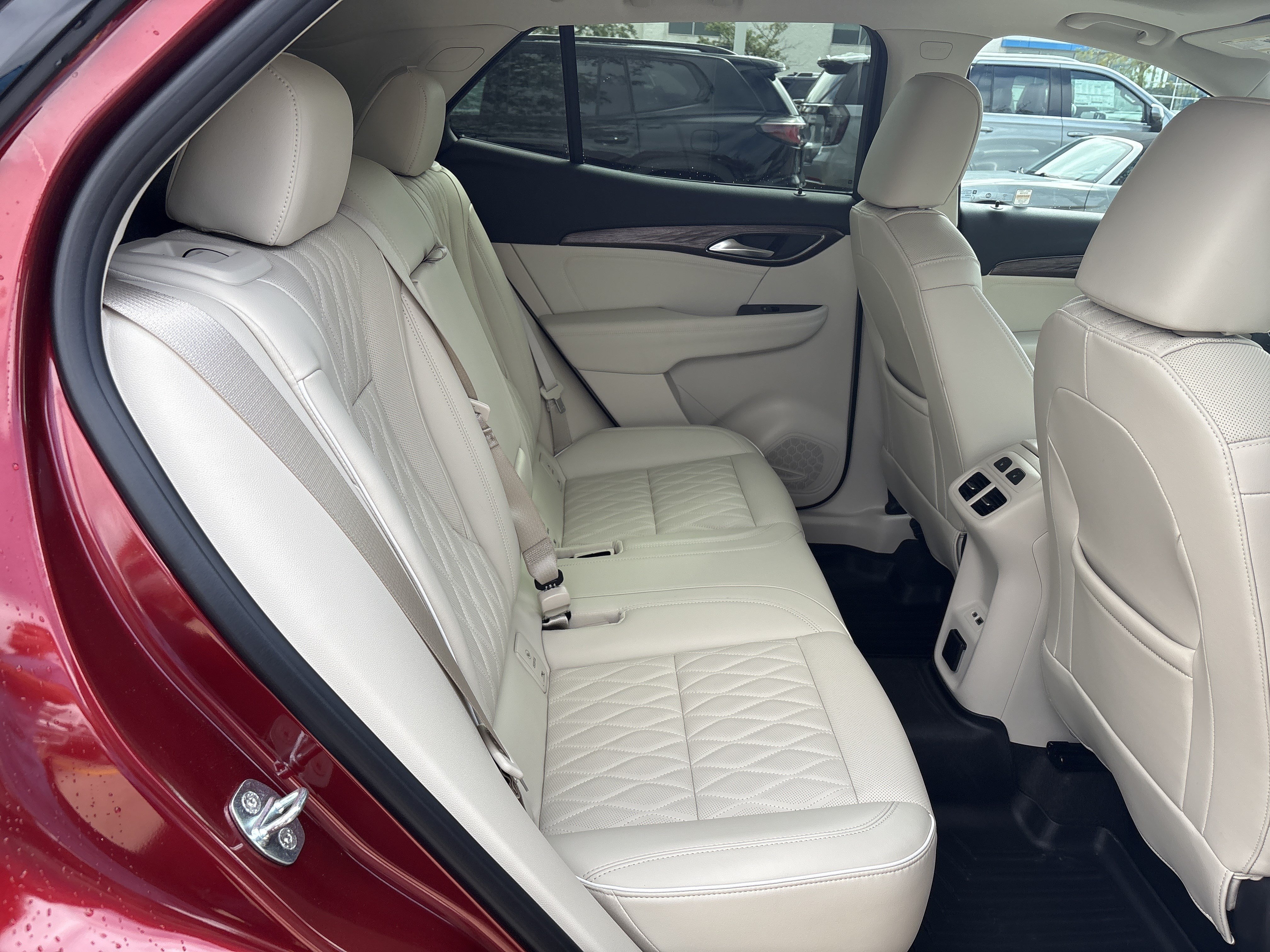 Used 2023 Buick Envision Avenir AWD/4WD image 20
