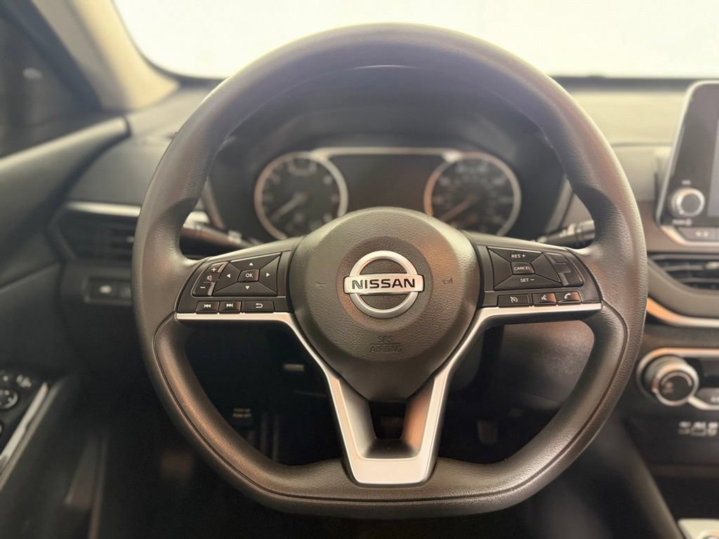 Used 2021 Nissan Altima 2.5 SV FWD image 8