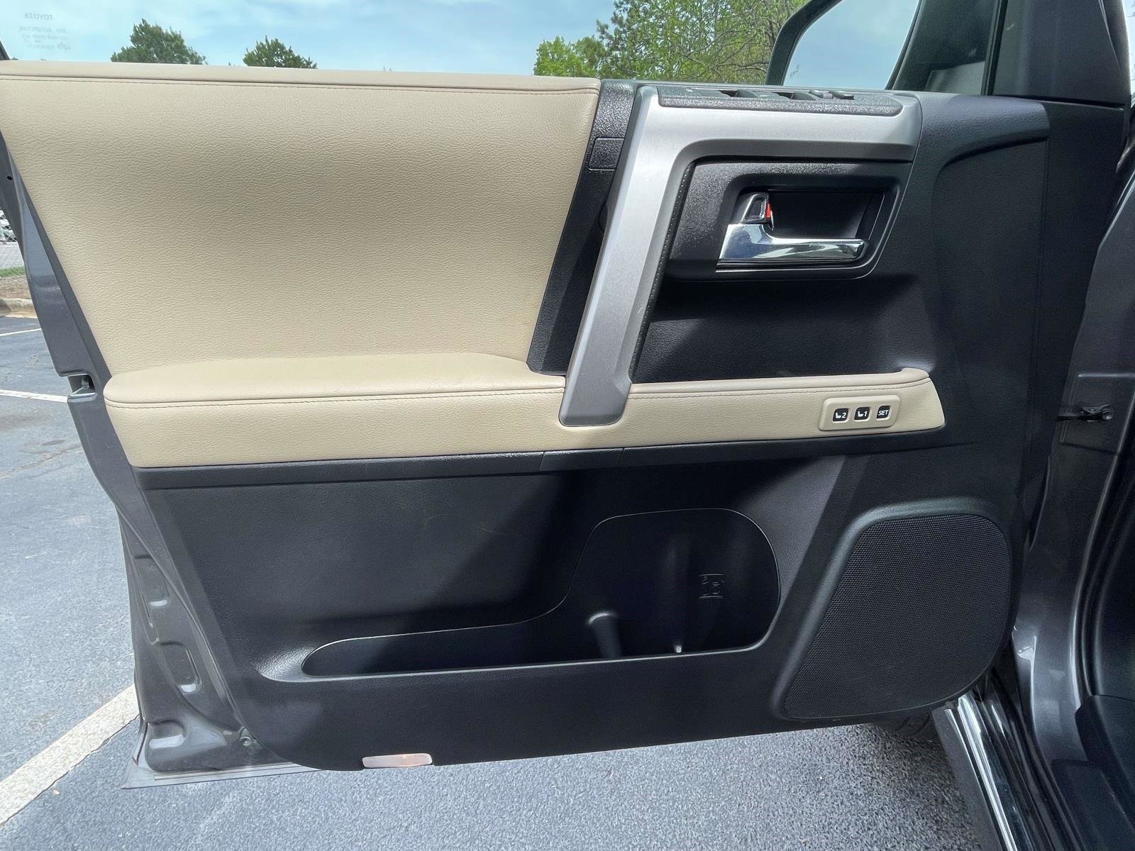 Used 2023 Toyota 4Runner Limited AWD/4WD image 19